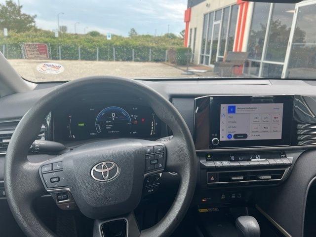Toyota Camry XLE (Natl) 2025
