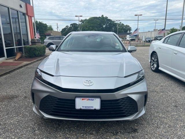 Toyota Camry XLE (Natl) 2025