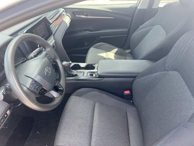 Toyota Camry LE (Natl) 2025