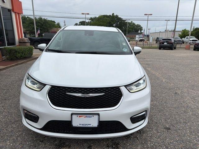Chrysler Pacifica Hybrid Touring L FWD 2023