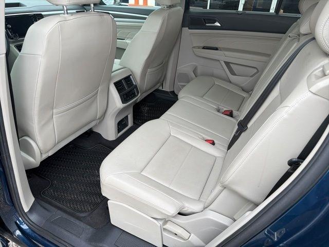 Volkswagen Atlas 3.6L V6 SE w/Technology FWD 2023