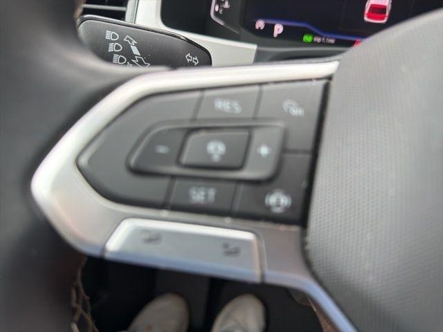 Volkswagen Atlas 3.6L V6 SE w/Technology FWD 2023