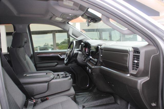 Chevrolet Silverado 1500 4WD Crew Cab 147" LT w/1LT 2023