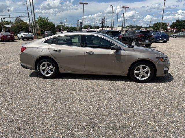 Chevrolet Malibu 4dr Sdn 1LT 2023