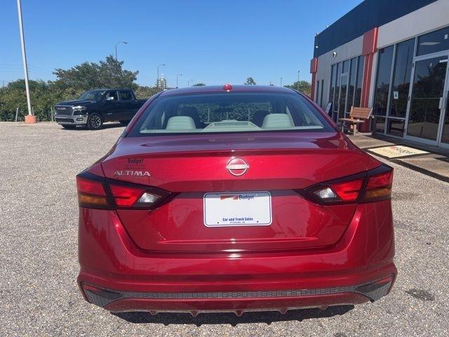 Nissan Altima SV FWD 2025