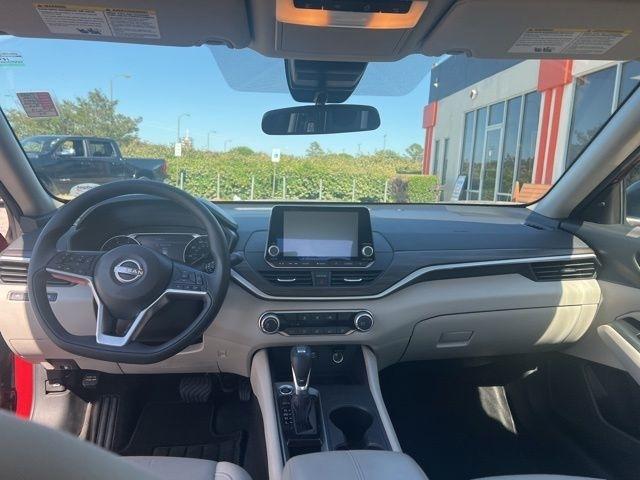 Nissan Altima SV FWD 2025