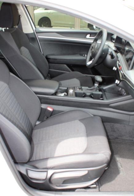 Kia K5 LXS Auto FWD 2025