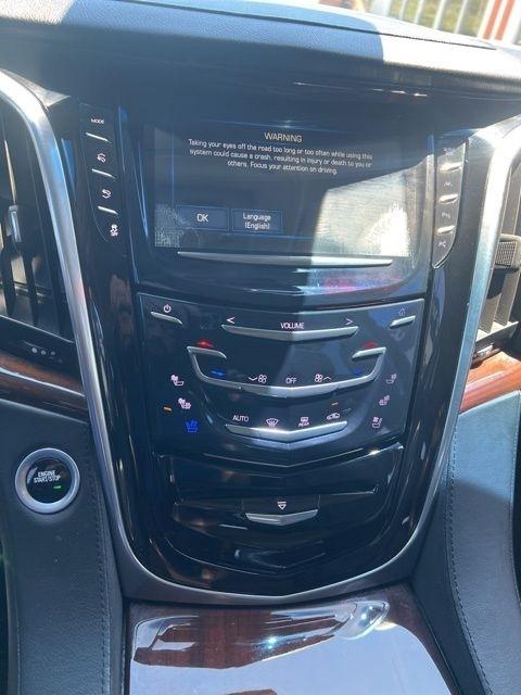Cadillac Escalade 2WD 4dr Premium Luxury 2020