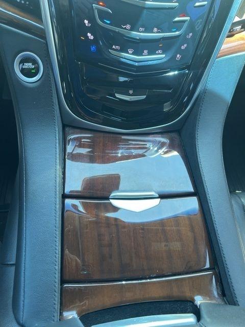 Cadillac Escalade 2WD 4dr Premium Luxury 2020
