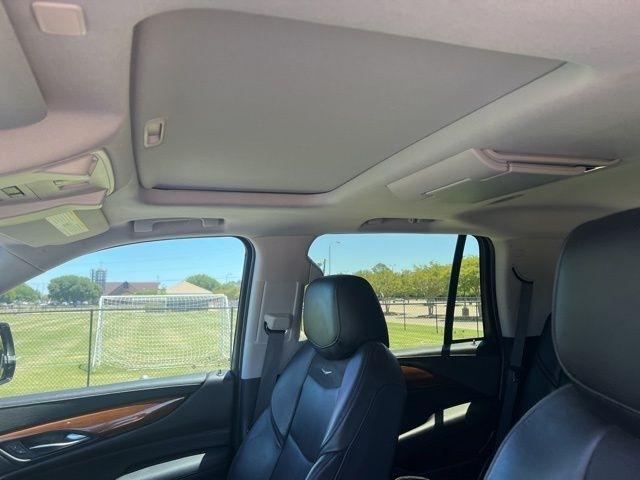 Cadillac Escalade 2WD 4dr Premium Luxury 2020