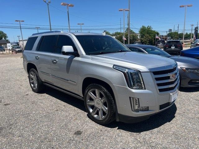 Cadillac Escalade 2WD 4dr Premium Luxury 2020