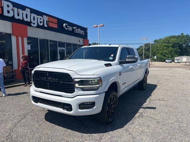 RAM 2500 Laramie 4x4 Mega Cab 6'4" Box 2022