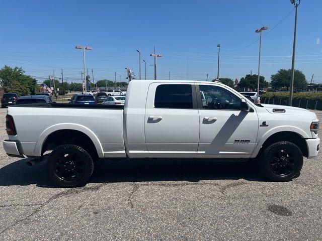 RAM 2500 Laramie 4x4 Mega Cab 6'4" Box 2022