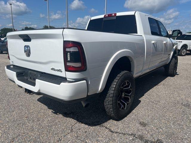RAM 2500 Laramie 4x4 Mega Cab 6'4" Box 2022