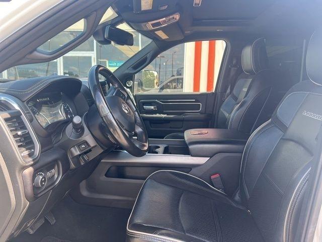 RAM 2500 Laramie 4x4 Mega Cab 6'4" Box 2022