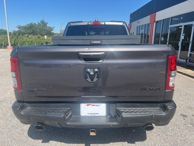 RAM 1500 Big Horn 4x4 Quad Cab 6'4" Box 2022