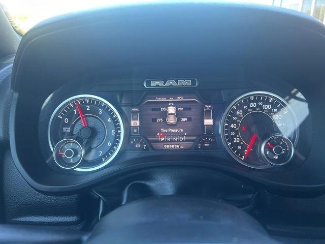 RAM 1500 Big Horn 4x4 Quad Cab 6'4" Box 2022