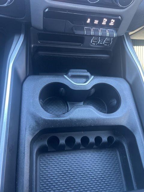 RAM 1500 Big Horn 4x4 Quad Cab 6'4" Box 2022