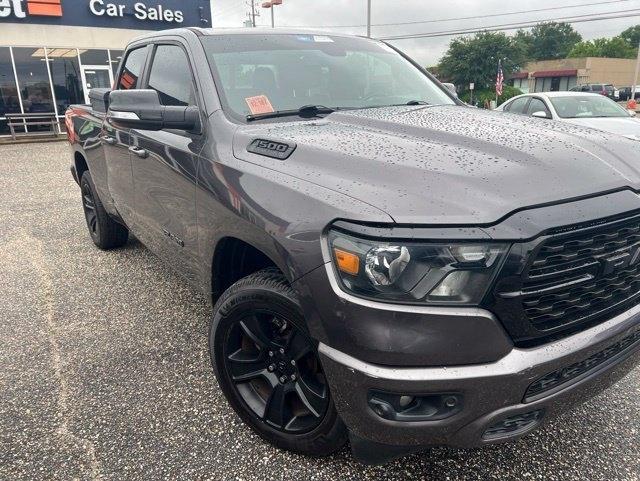 RAM 1500 Big Horn 4x4 Quad Cab 6'4" Box 2022