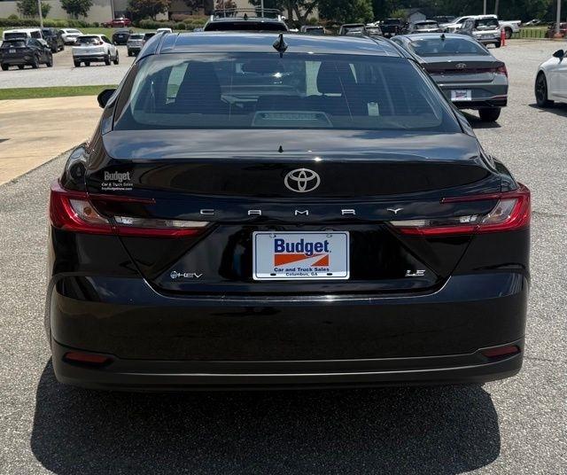 Toyota Camry XLE (Natl) 2025