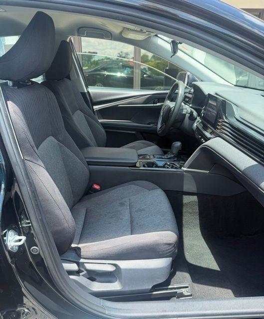 Toyota Camry XLE (Natl) 2025