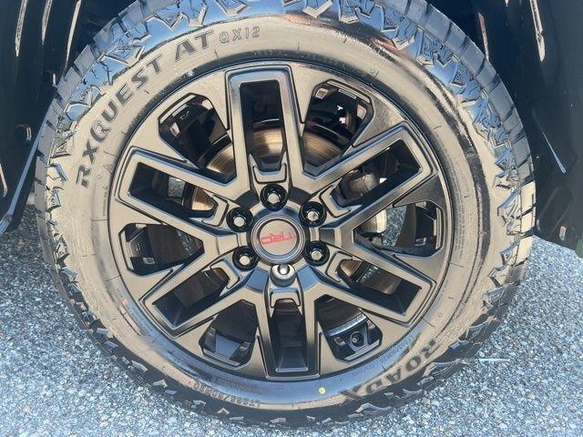 Toyota Tundra 2WD SR5 CrewMax 5.5' Bed (Natl) 2022