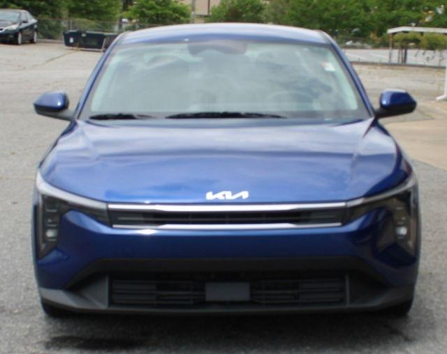 Kia K4 LXS FWD 2025