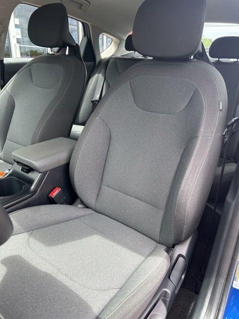 Kia K4 LXS FWD 2025