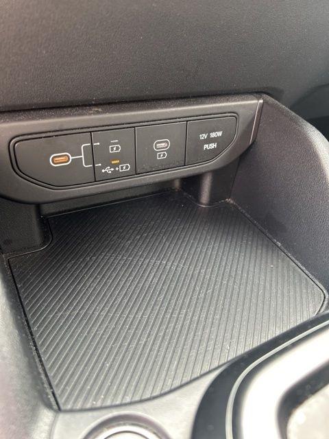 Kia K4 LXS FWD 2025