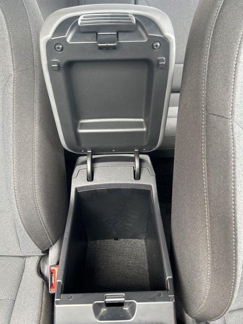 Kia K4 LXS FWD 2025