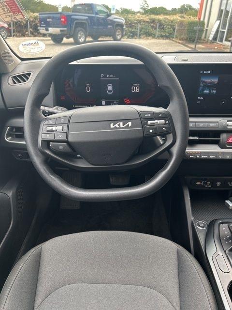 Kia K4 LXS FWD 2025
