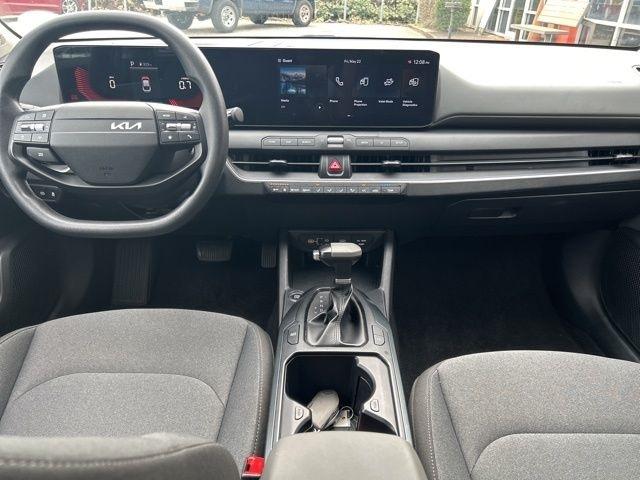 Kia K4 LXS FWD 2025