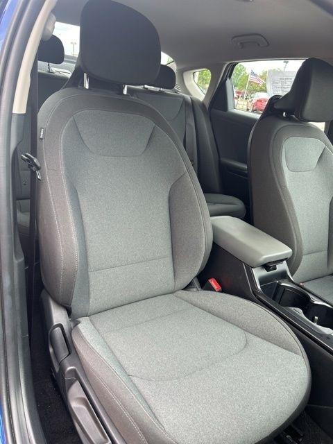 Kia K4 LXS FWD 2025