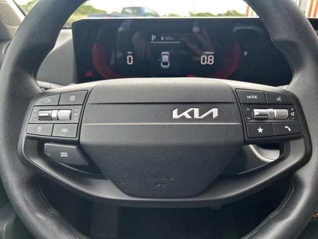Kia K4 LXS FWD 2025