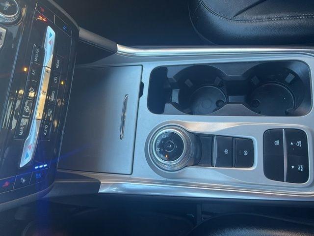 Ford Explorer Limited RWD 2023