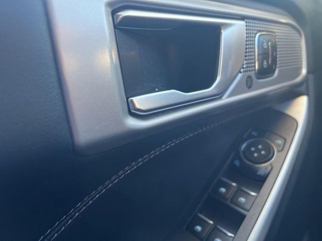 Ford Explorer Limited RWD 2023