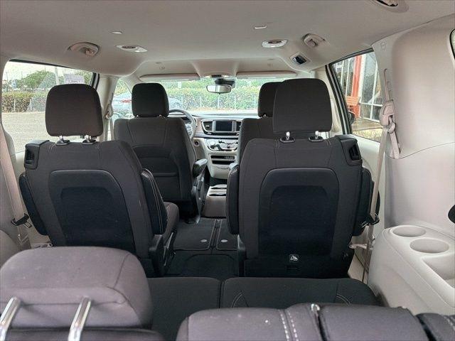 Chrysler Voyager LX FWD 2023