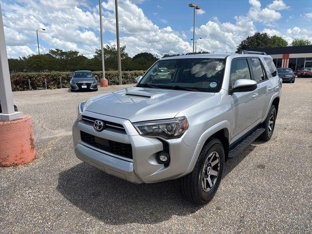 Toyota 4Runner TRD Off Road 4WD (Natl) 2024