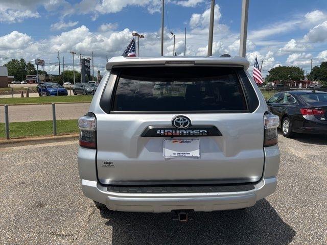 Toyota 4Runner TRD Off Road 4WD (Natl) 2024
