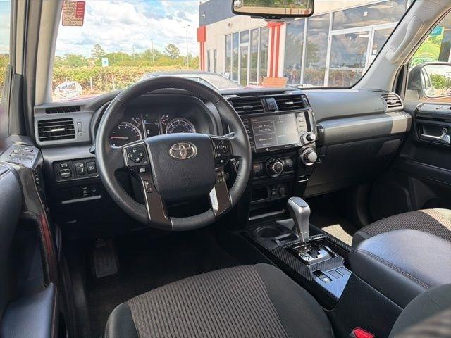 Toyota 4Runner TRD Off Road 4WD (Natl) 2024