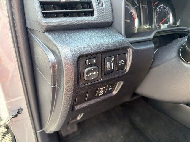Toyota 4Runner TRD Off Road 4WD (Natl) 2024