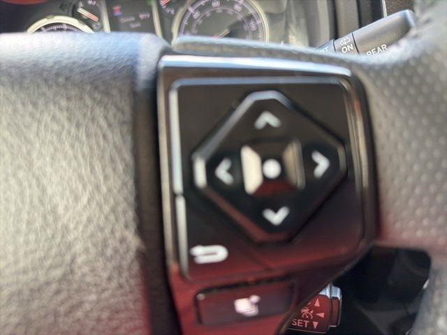 Toyota 4Runner TRD Off Road 4WD (Natl) 2024