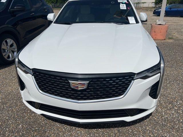 Cadillac CT4 4dr Sdn Premium Luxury 2020