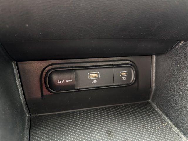 Kia Sportage LX FWD 2024