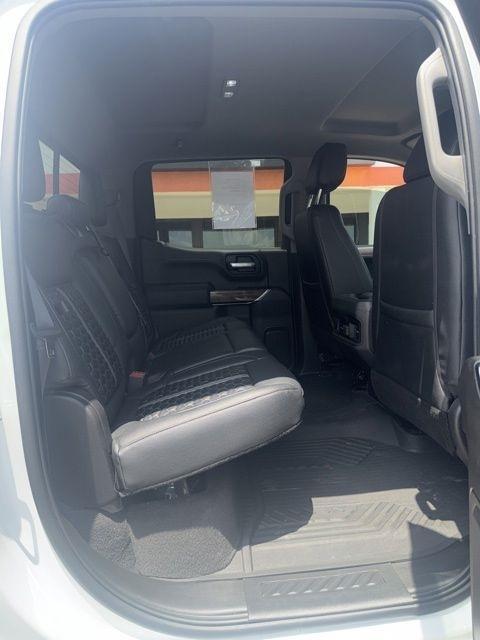Chevrolet Silverado 1500 4WD Crew Cab 147" RST 2020