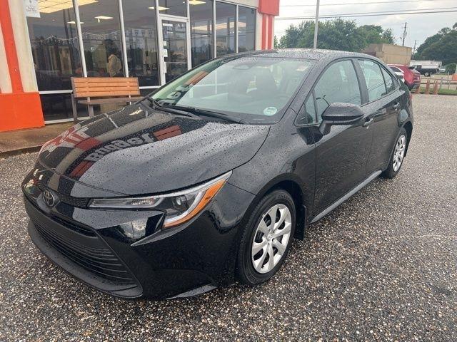 Toyota Corolla LE CVT (Natl) 2026