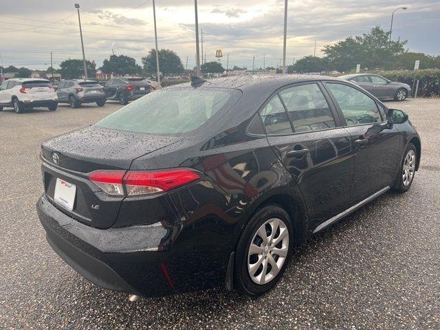 Toyota Corolla LE CVT (Natl) 2026