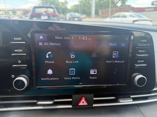 Hyundai Elantra SEL IVT 2022