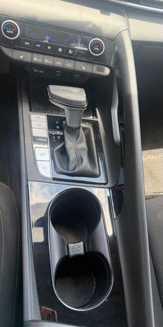 Hyundai Elantra SEL IVT 2022