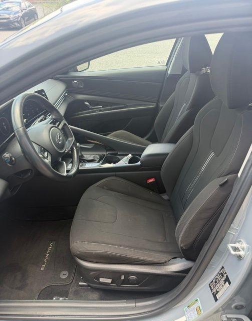 Hyundai Elantra SEL IVT 2022